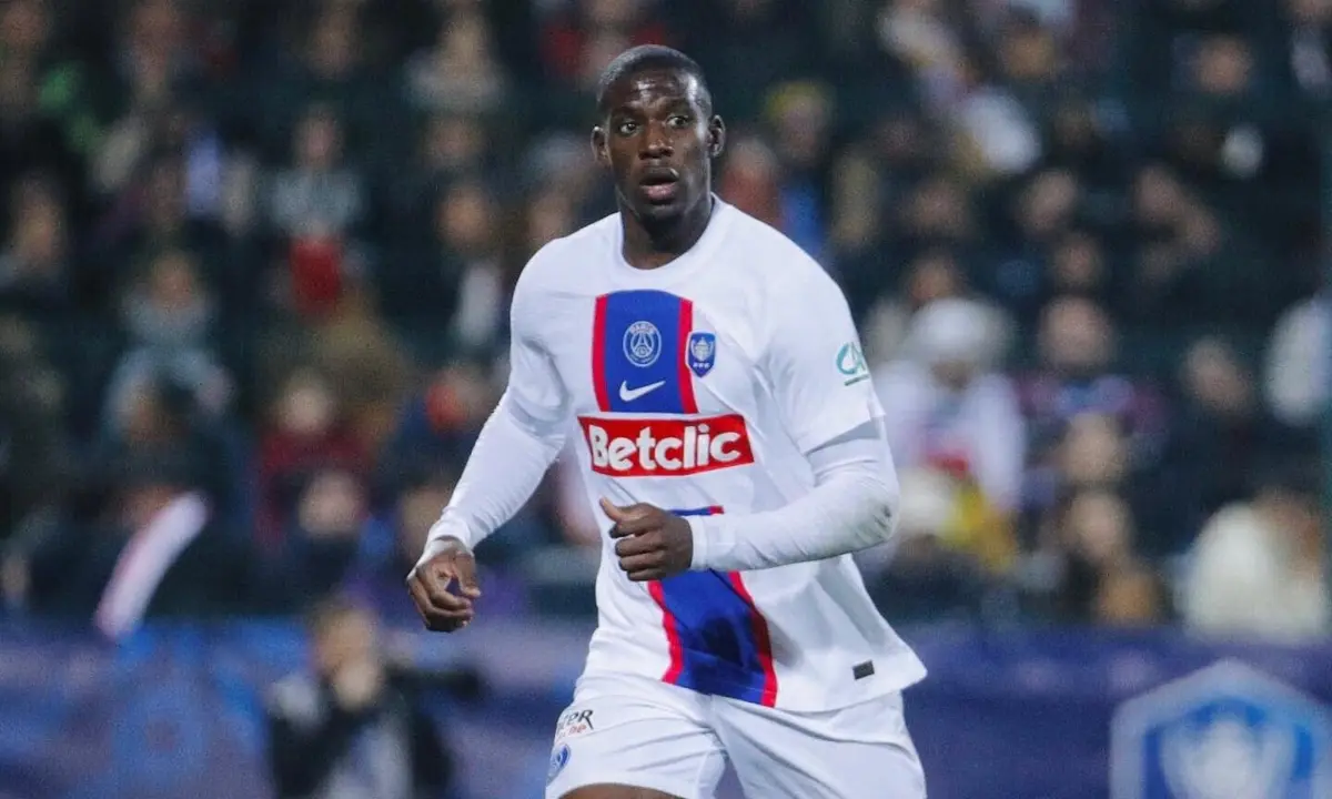 Imagem de contexto do artigo Lesão de Tomori obriga Milan a ir ao mercado e defesa do PSG é alvo