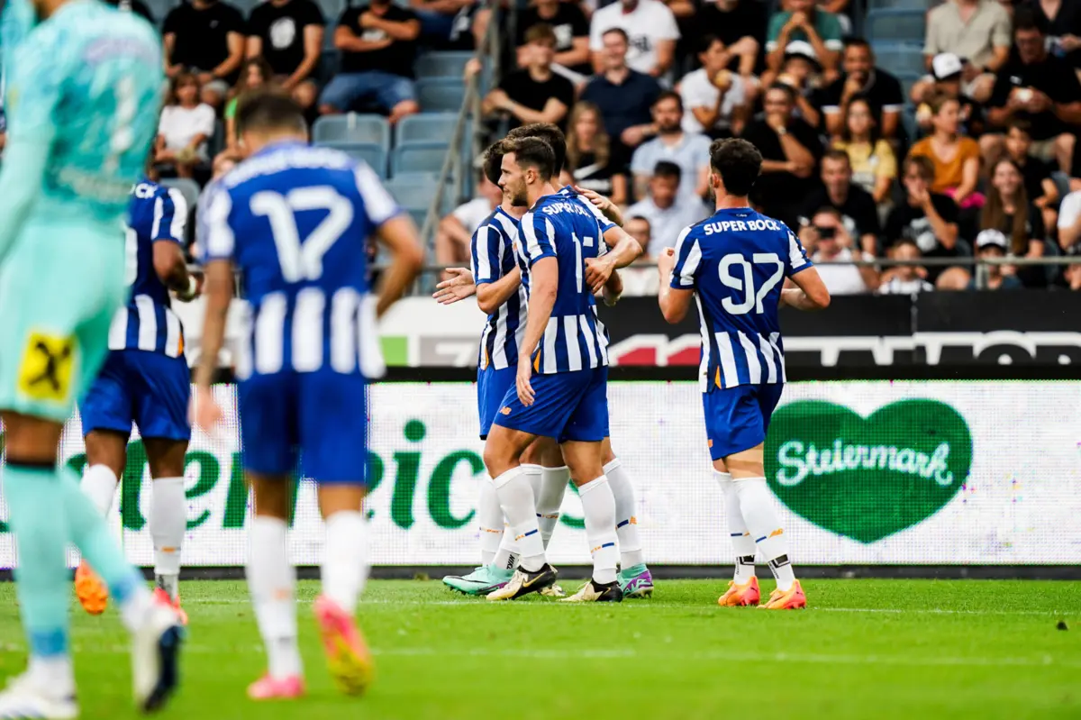 Imagem de contexto do artigo Conheça a nova numeração do plantel do FC Porto para 2024/25