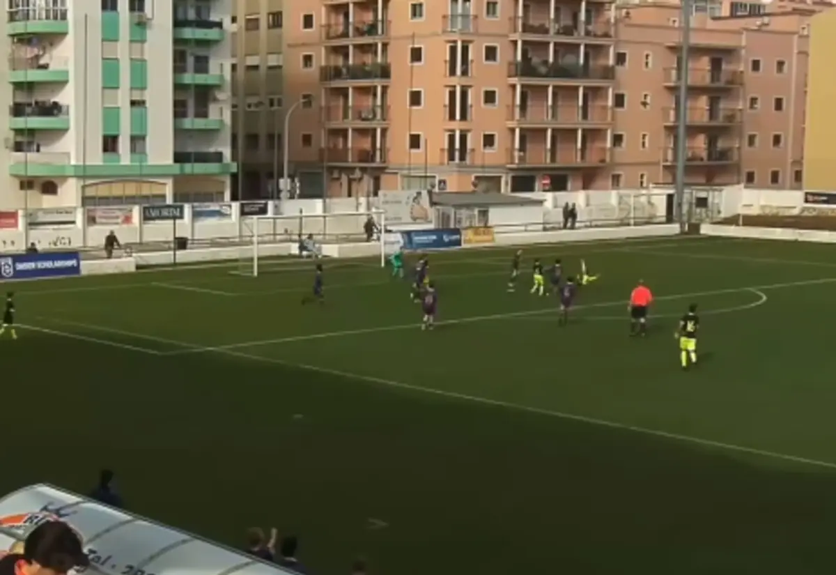 Imagem de contexto do artigo Filho de Ricardo Quaresma marca golo de bicicleta na Algarve Cup: veja o vídeo