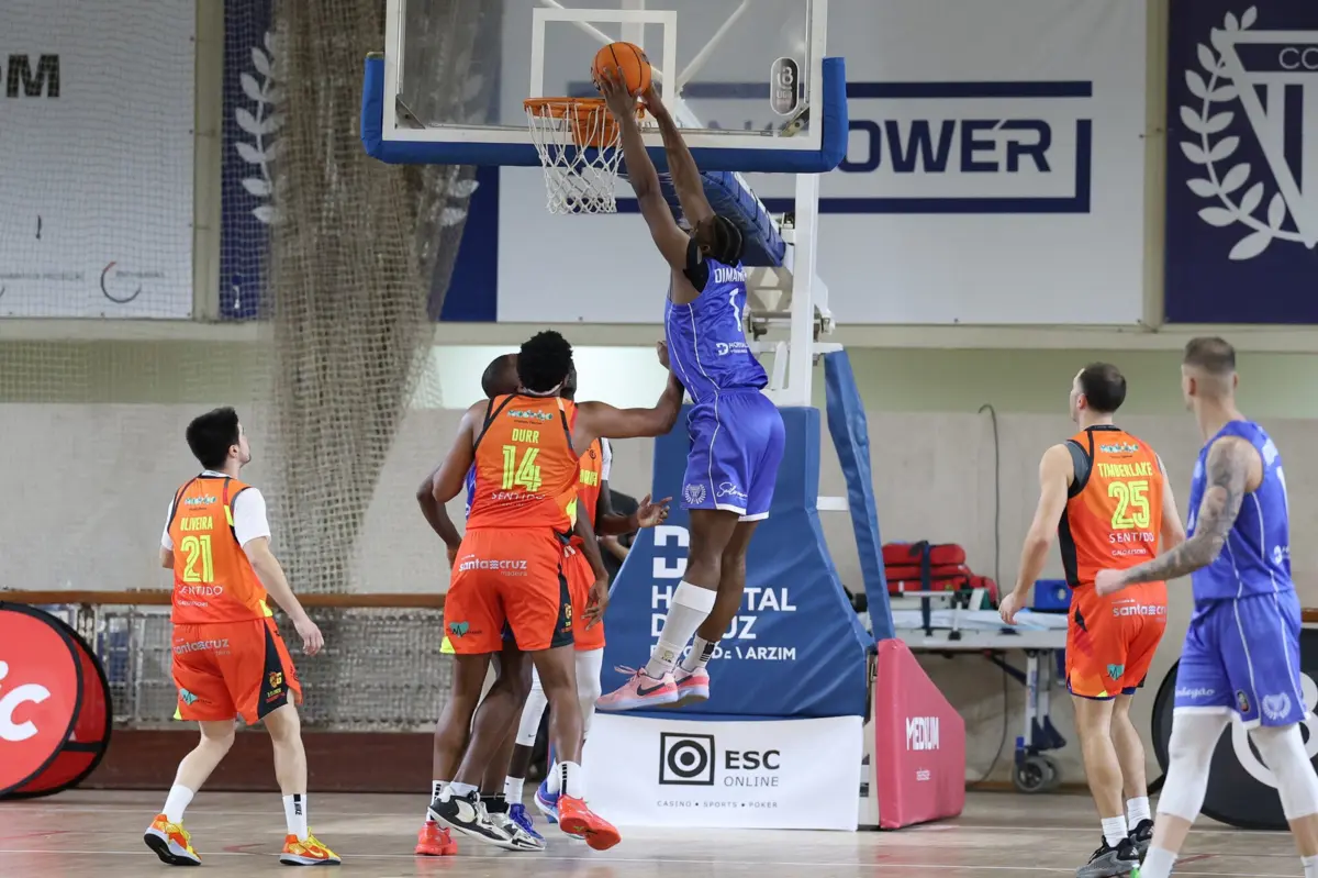 Imagem de contexto do artigo Liga Betclic Masculina: os melhores lances do jogo entre Póvoa e Galomar