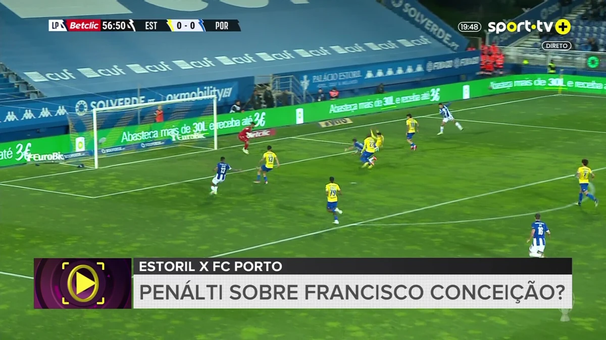 Imagem de contexto do artigo Conselho de Arbitragem critica VAR por reverter penálti sobre Francisco Conceição