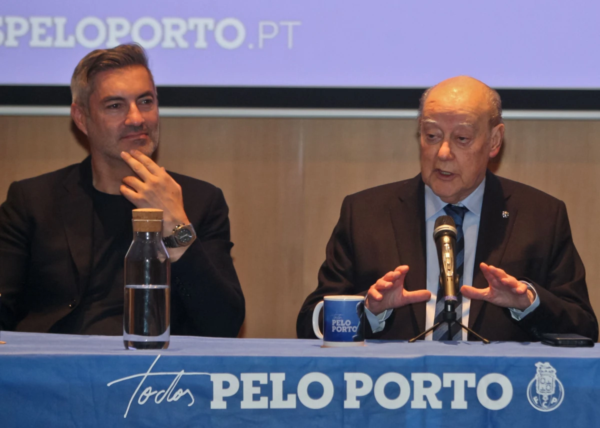 Vitor Baía; Pinto da Costa. ( José Carmo / Global Imagens )