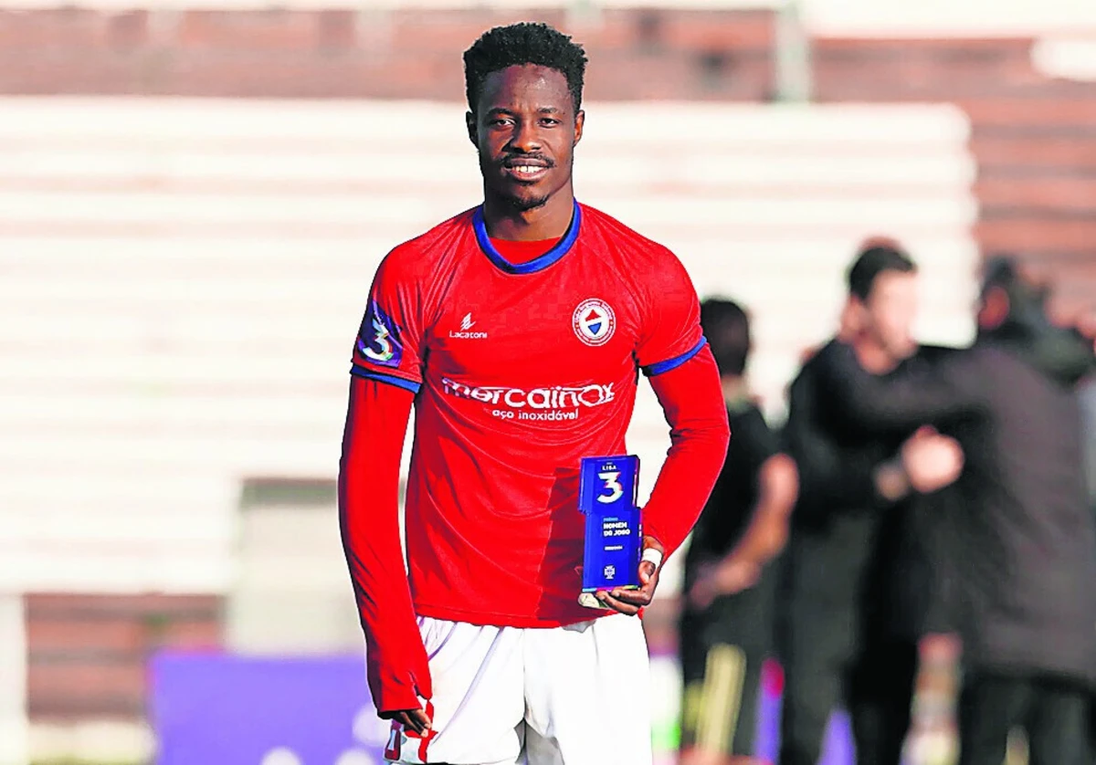 Imagem de contexto do artigo Um "hat-trick" pelo Trofense: "Partilhei o balneário com Falcao, Fàbregas, Gelson..."