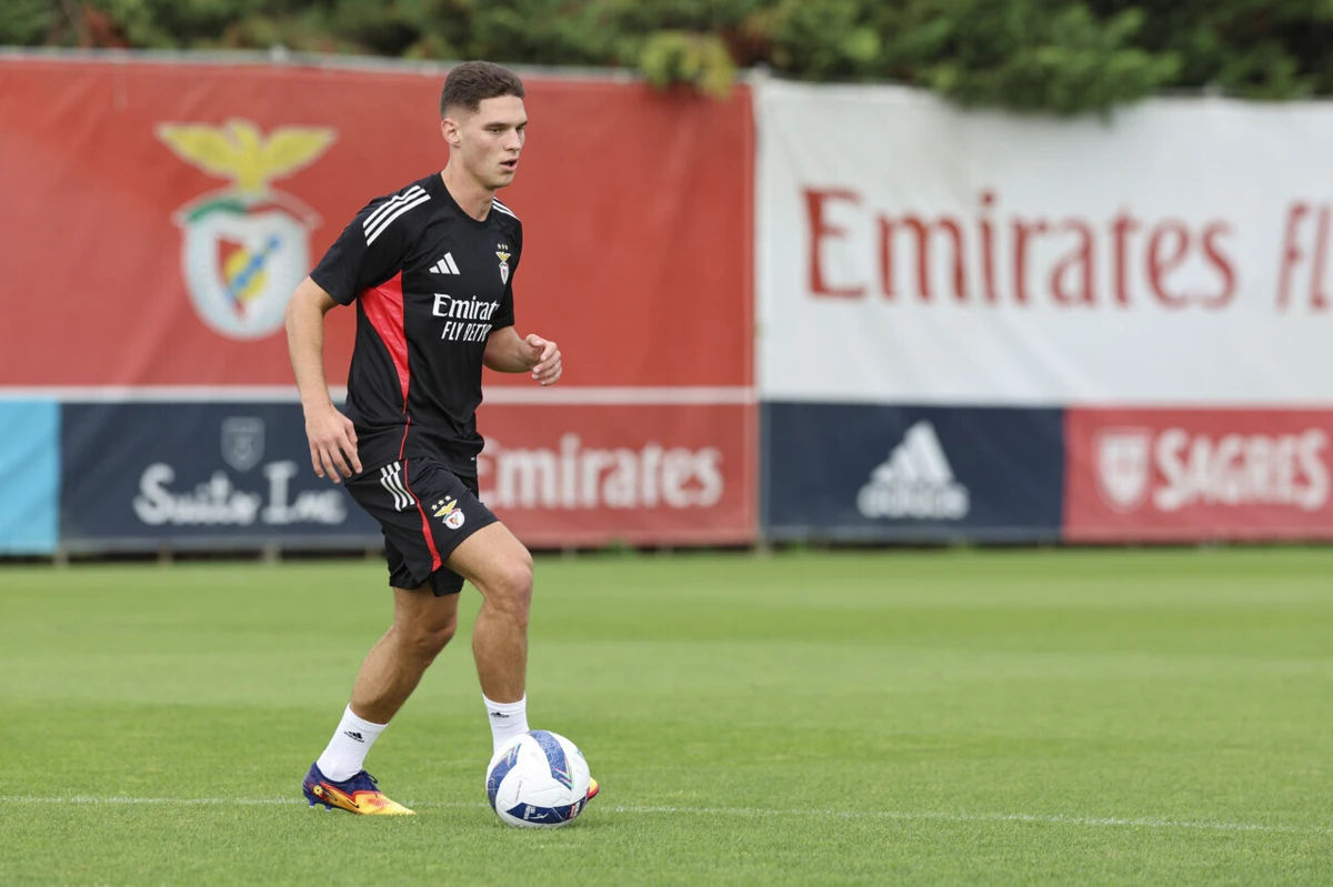 Sudakov (Créditos: SL Benfica)