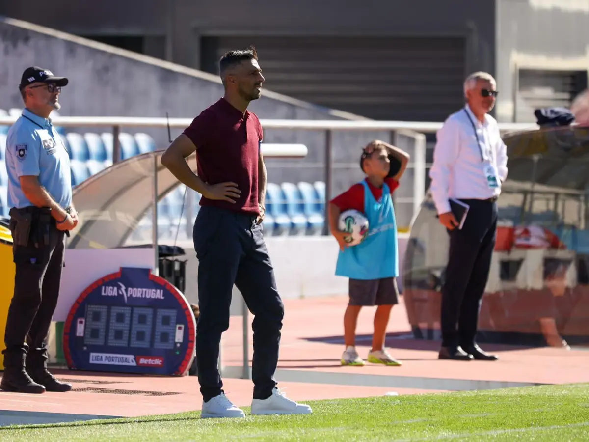 Imagem de contexto do artigo "Sentimos dificuldades com o registo de jogo do Canelas, que foi quebrando o ritmo"