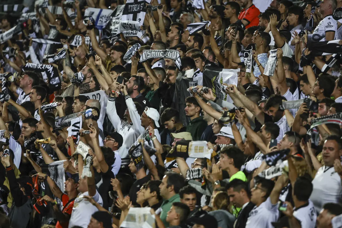 Adeptos do Vitória em Arouca