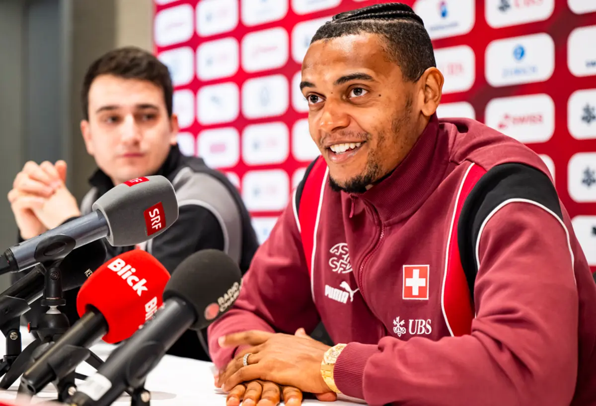 Akanji, internacional suíço