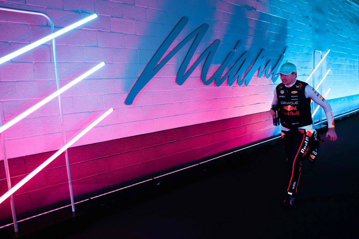 Imagem de contexto do artigo Verstappen após pole em Miami: "Não sei como estará o tempo..."