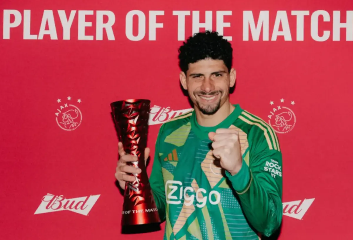Imagem de contexto do artigo Matheus estreia-se na baliza do Ajax e é elevado a figura do jogo