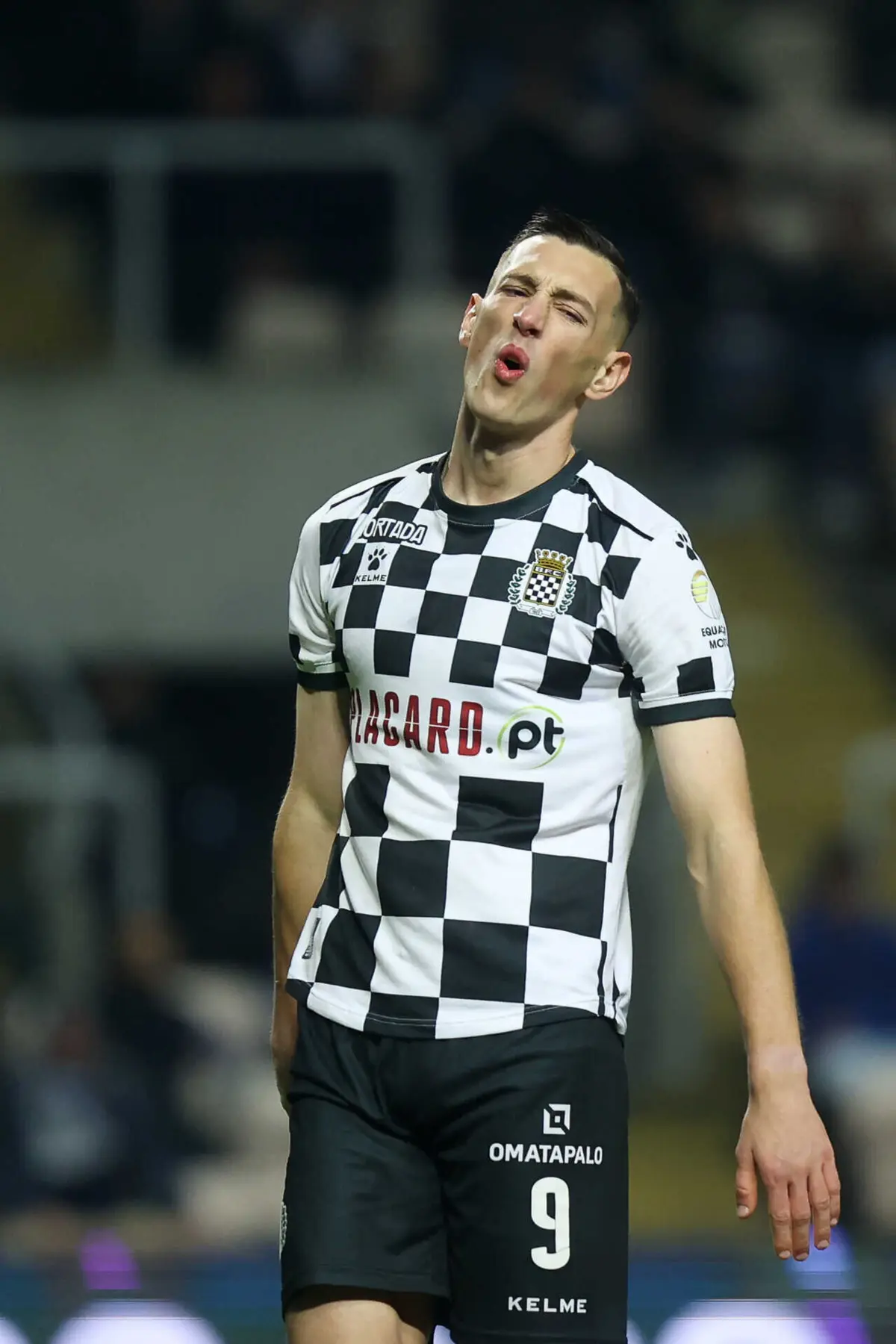 Bozenik (créditos: Ivan Del Val/Global Imagens)