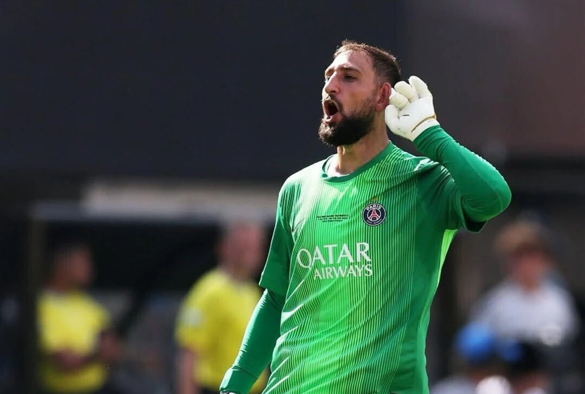 Imagem de contexto do artigo "Quando Donnarumma pediu um salário ao nível do PSG anterior..."