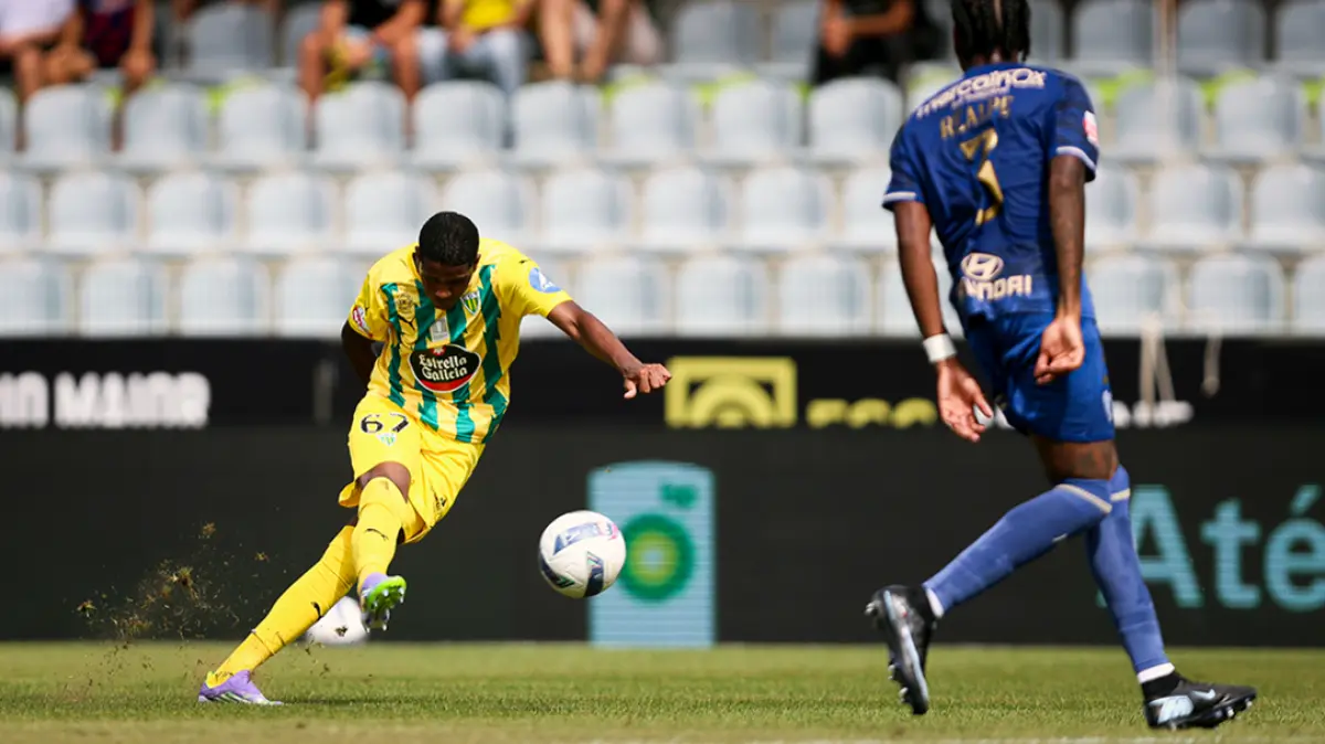 Yarlen regressa ao Brasil