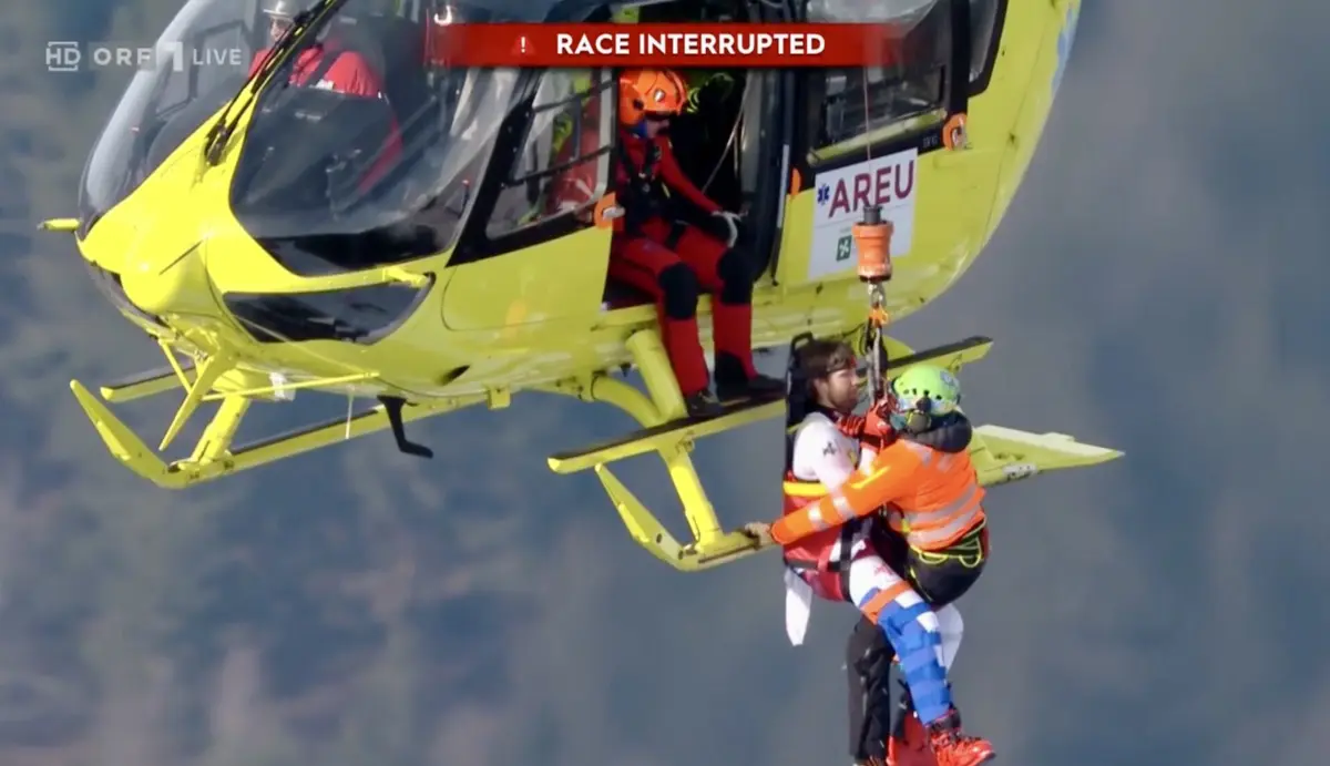 Imagem de contexto do artigo Acidente em prova de esqui alpino leva a resgate de helicóptero. Veja as imagens