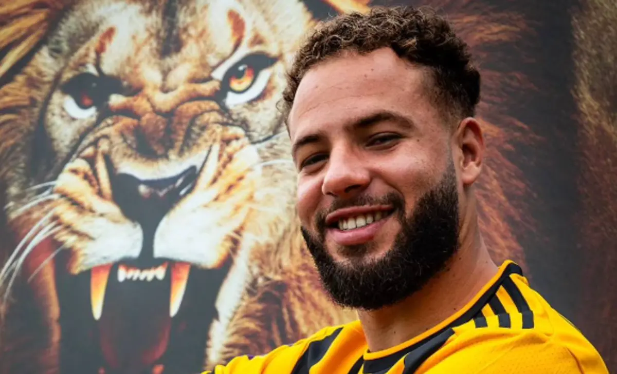 Renato Soares reforça o Lourosa