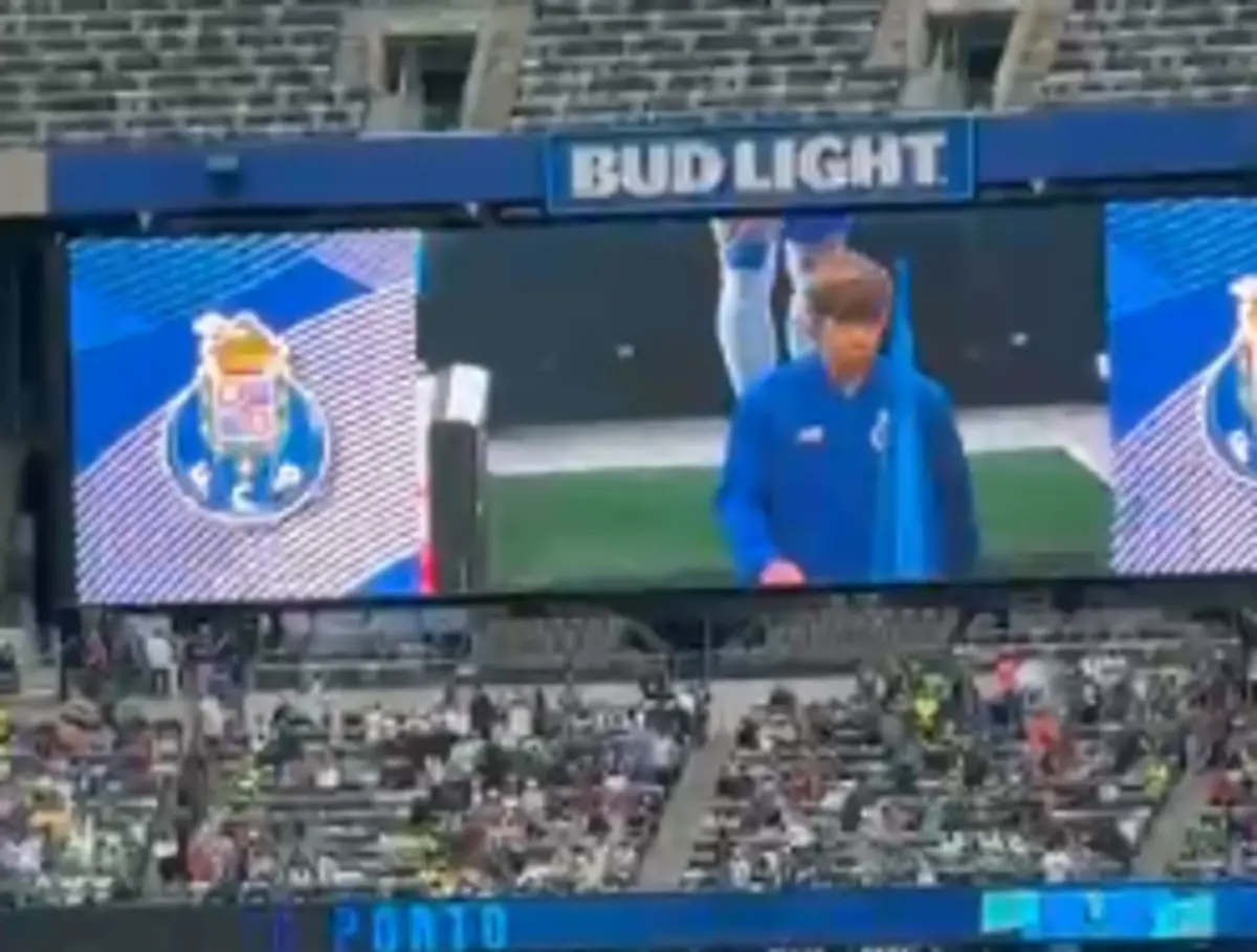 Imagem de contexto do artigo Palmeiras-FC Porto: a reação dos adeptos na entrada de Rodrigo Mora