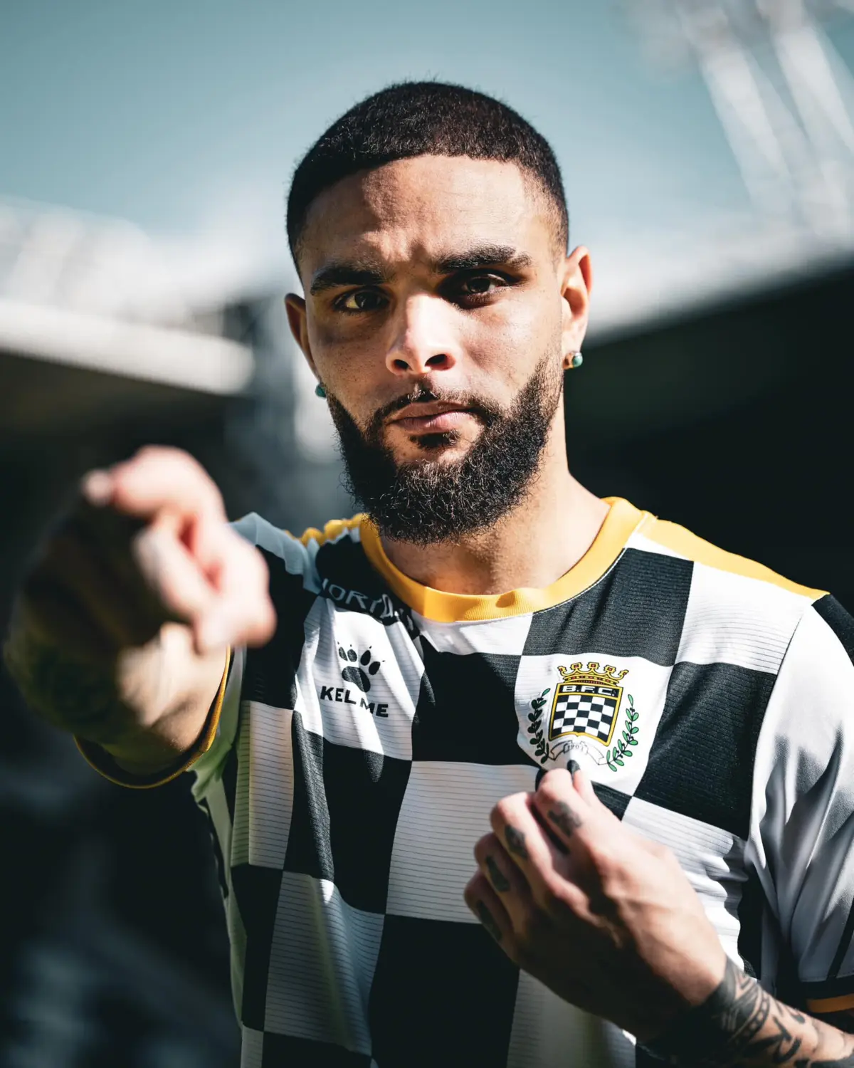 Imagem de contexto do artigo Kurzawa fica três semanas de fora devido a lesão