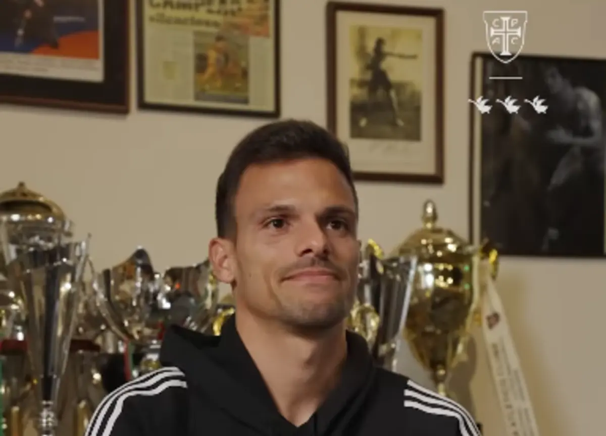 Imagem de contexto do artigo "Por esta jogada ninguém esperava": André Geraldes renova contrato