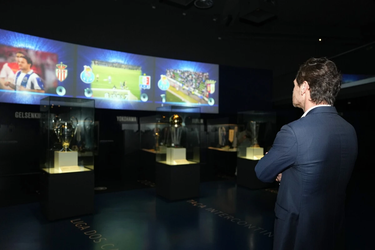 André Villas-Boas visitou o Museu do FC Porto