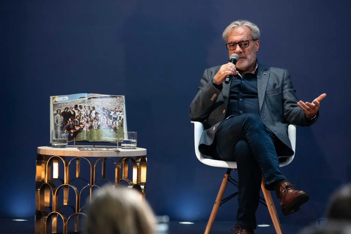 Eduardo Luís na sede de candidatura de Villas-Boas (crédito: André Rolo / Global Imagens)