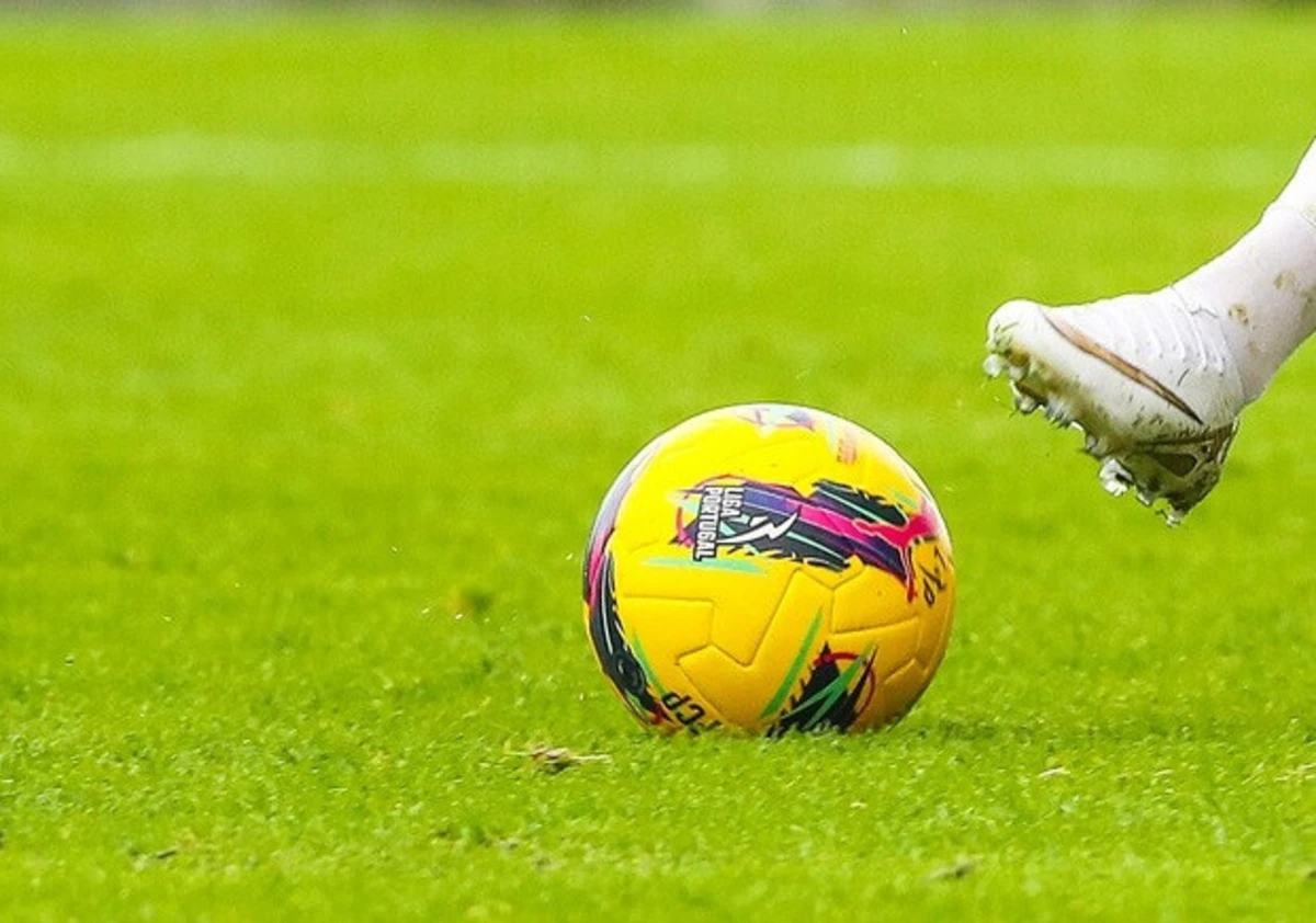 Imagem de contexto do artigo Liga Revelação: Académico de Viseu vence em Faro e cola-se ao Braga