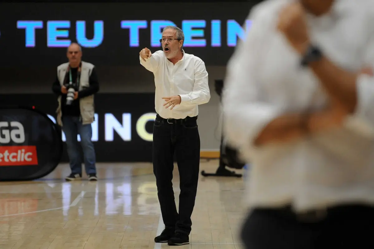 Imagem de contexto do artigo Sporting precisa de prolongamento para ultrapassar Esgueira na Liga Betclic