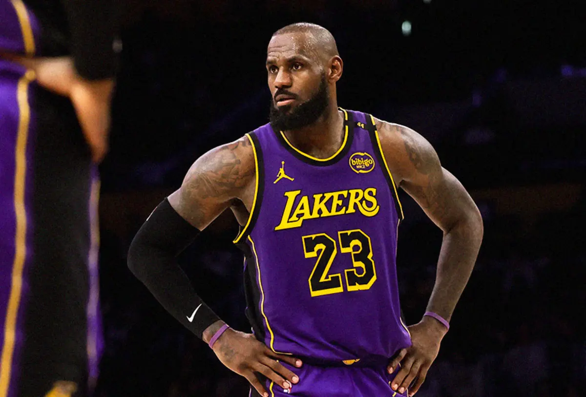 Imagem de contexto do artigo LeBron James marca 42 pontos aos 40 anos e 38 dias e supera Michael Jordan