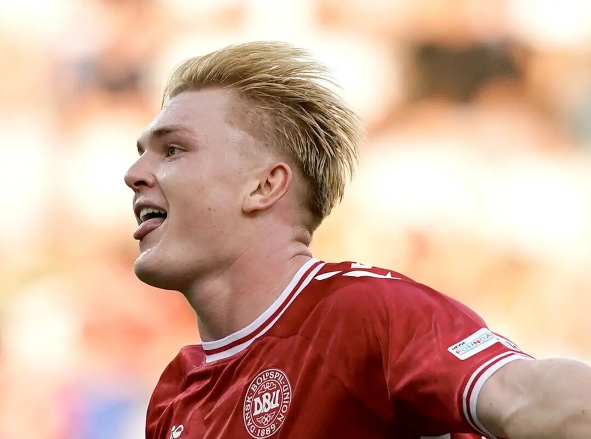 Imagem de contexto do artigo Harder remata como ninguém: "É incrível ver quanta força ele consegue ter na perna!"