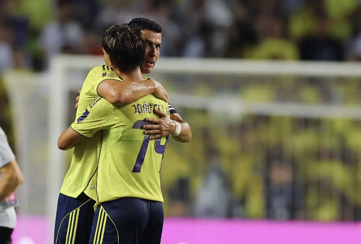 Ronaldo e Félix (créditos: AFP)