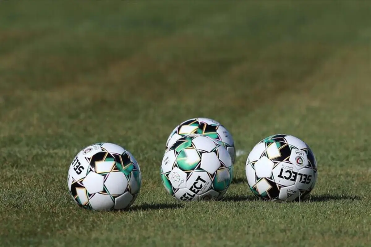 Imagem de contexto do artigo Clube da Arábia Saudita procura reforços e oferece salário de 15 milhões