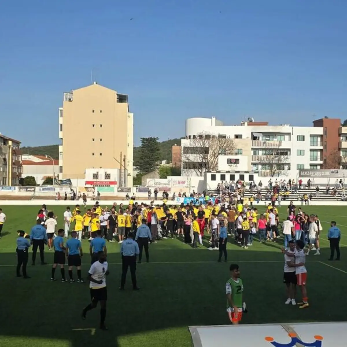 Imagem de contexto do artigo Grupo Desportivo de Lagoa é campeão do Algarve a seis jornadas do fim