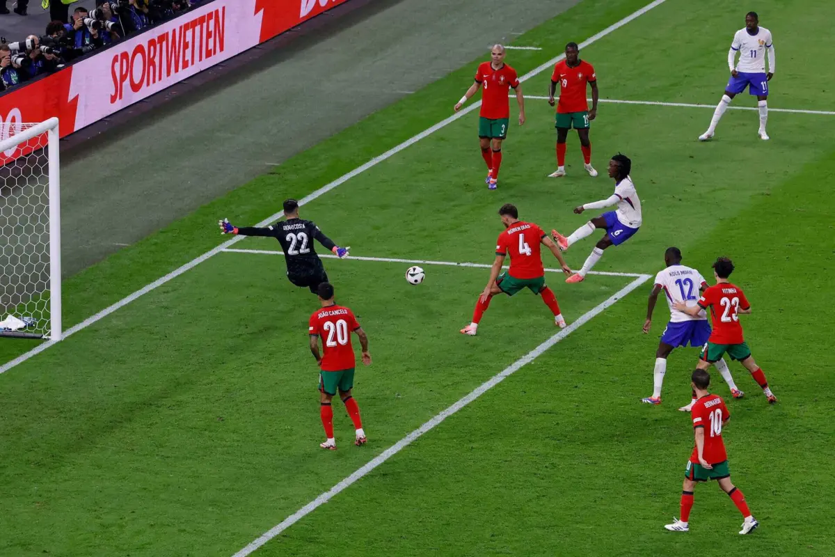 Lance de Camavinga (créditos: AFP)