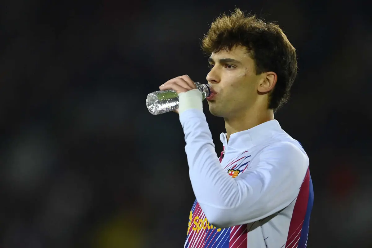 Imagem de contexto do artigo Félix suplente e Xavi atira: "Têm de estar preparados. Importante é o grupo"