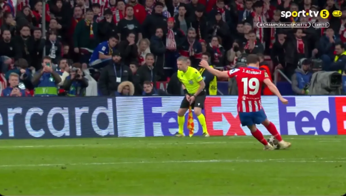Imagem de contexto do artigo O penálti anulado a Julián Álvarez no desempate entre Atlético e Real Madrid