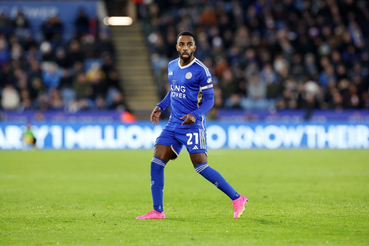 Imagem de contexto do artigo Com o capitão Ricardo Pereira a tempo inteiro, líder Leicester bate Watford