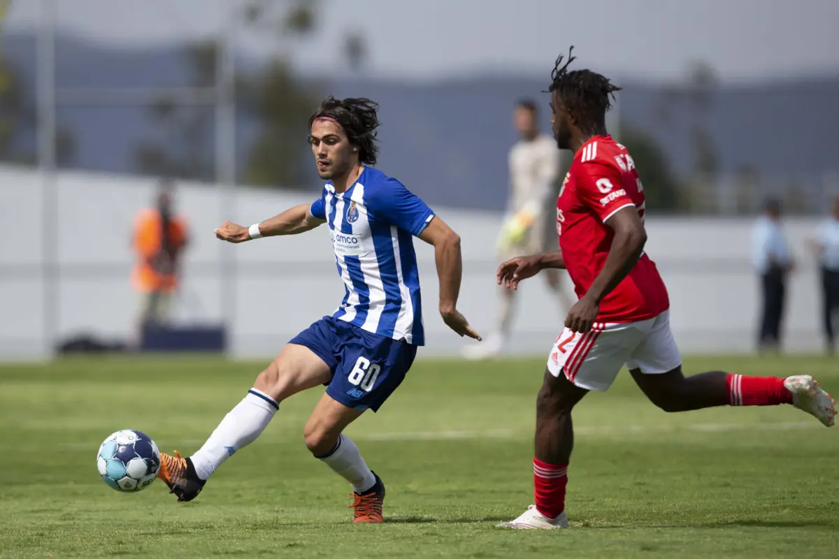 Tomás Esteves lembrou os tempos de FC Porto (Créditos: Pedro Granadeiro/Global Imagens)