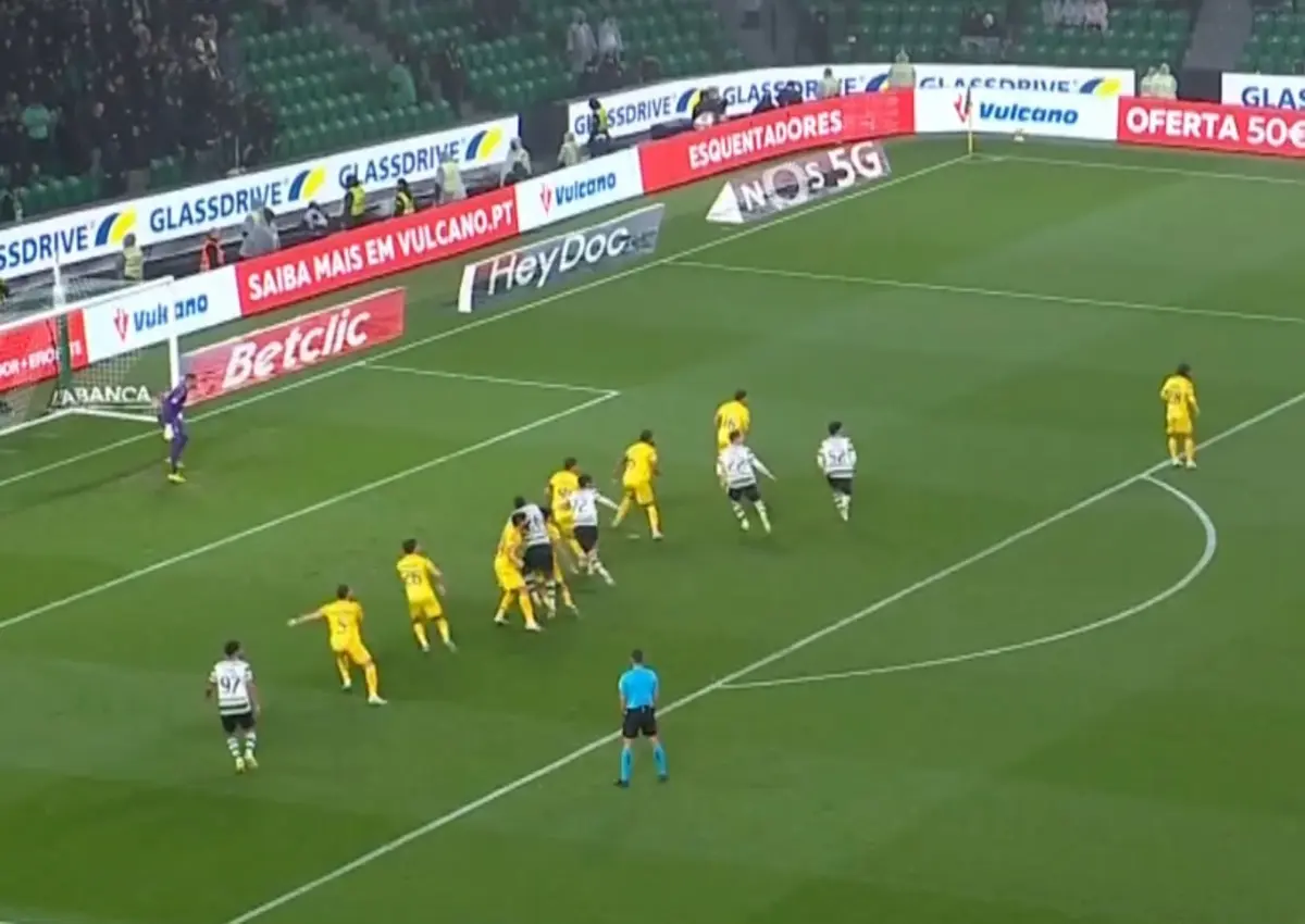 Imagem de contexto do artigo Tribunal O JOGO | Ficou penálti por assinalar sobre Diomande no Sporting-Nacional?