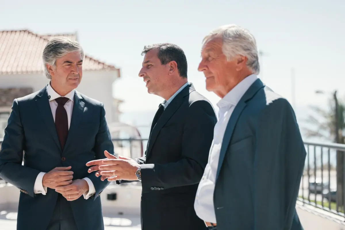 Pedro Machado, à esquerda, e Nuno Piteira Lopes, ao meio