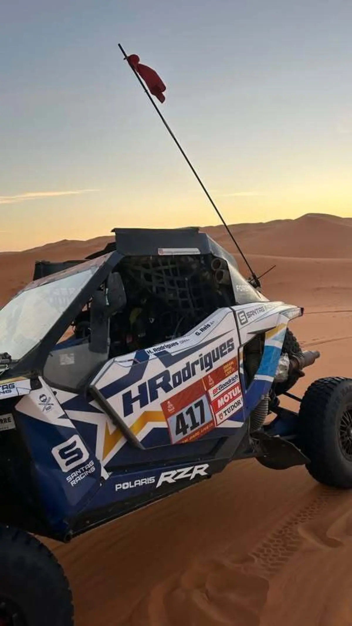 Imagem de contexto do artigo Hélder Rodrigues no Dakar: "Isto é muito difícil e os miúdos não querem"