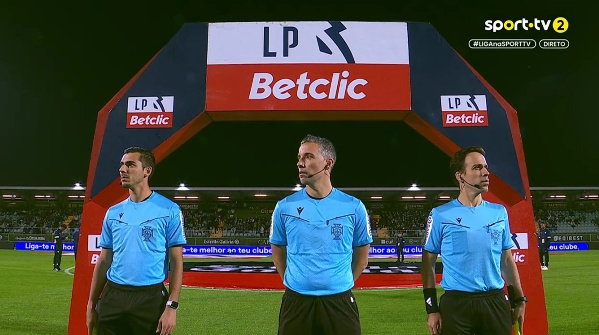 Protesto dos árbitros em Tondela