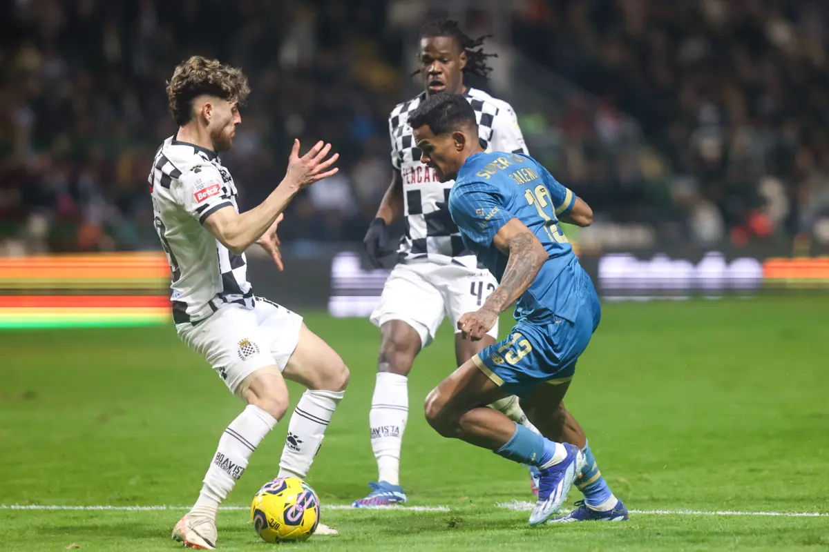 Imagem de contexto do artigo Baixa de Malheiro força adaptação na lateral direita do Boavista