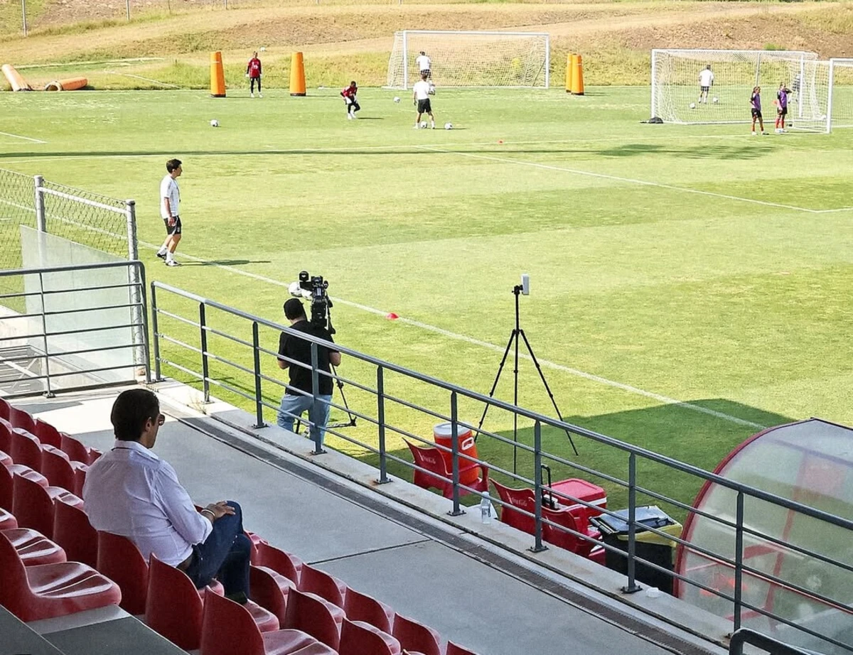 Imagem de contexto do artigo Rui Costa deu força à equipa feminina do Benfica para 2025/26