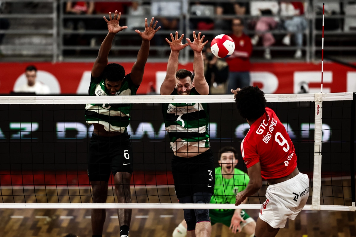 Kelton Tavares e Jan Galabov (Sporting) e Nivaldo Diáz Gómez (Benfica) continuam a brilhar em Portugal