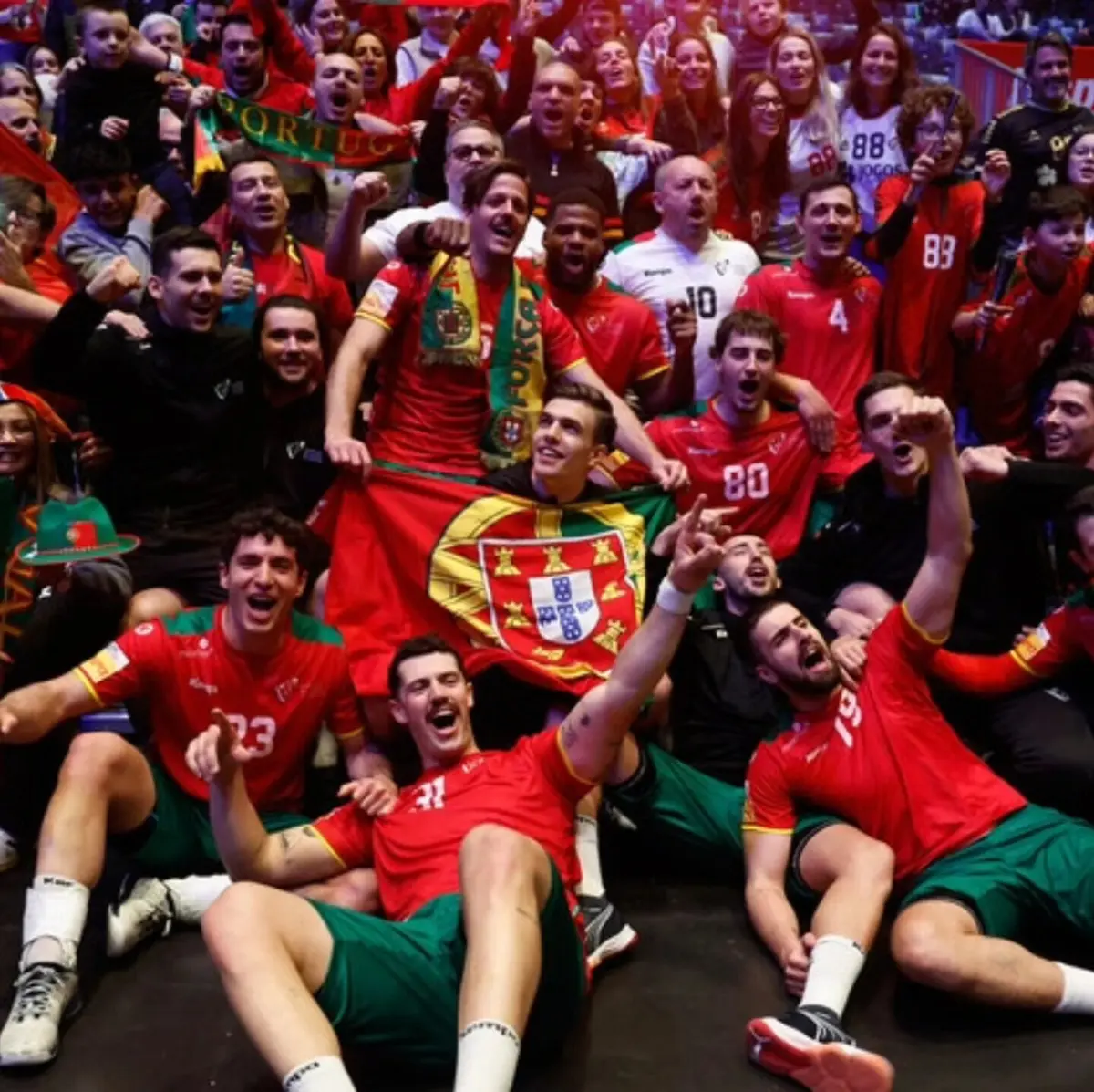 Imagem de contexto do artigo Ricardo Costa anima os filhos no Mundial de andebol: “É o jogo que dá mais gozo ganhar”
