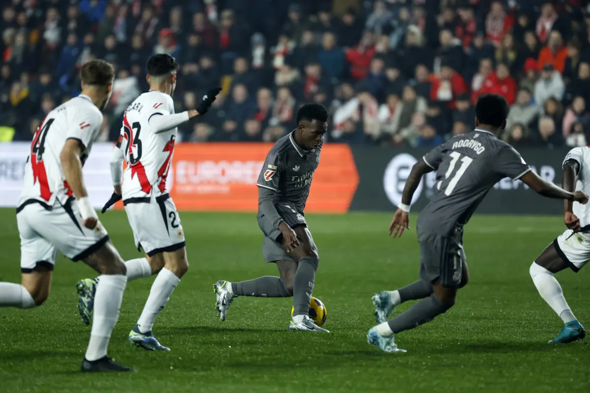 Imagem de contexto do artigo La Liga: Real Madrid falha liderança após empate "emotivo" com Rayo Vallecano