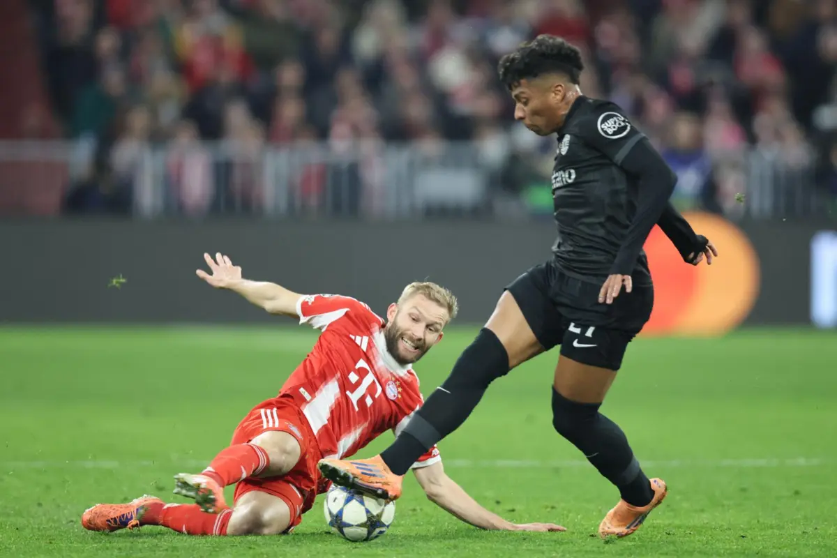 Konrad Laimer e Alisson Santos