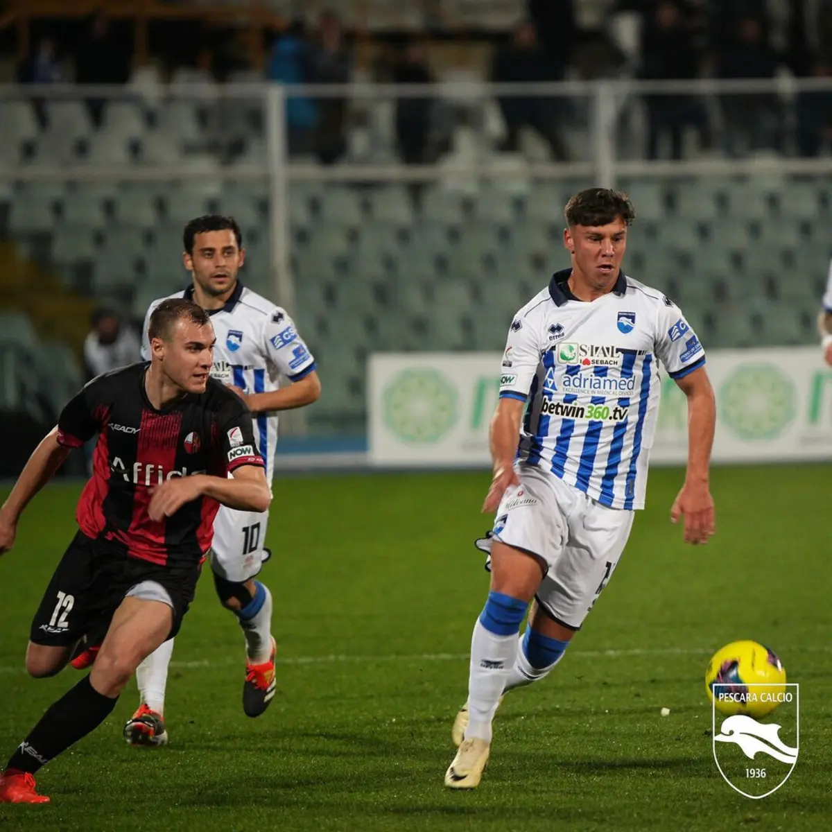 Luca Sasanelli, à direita