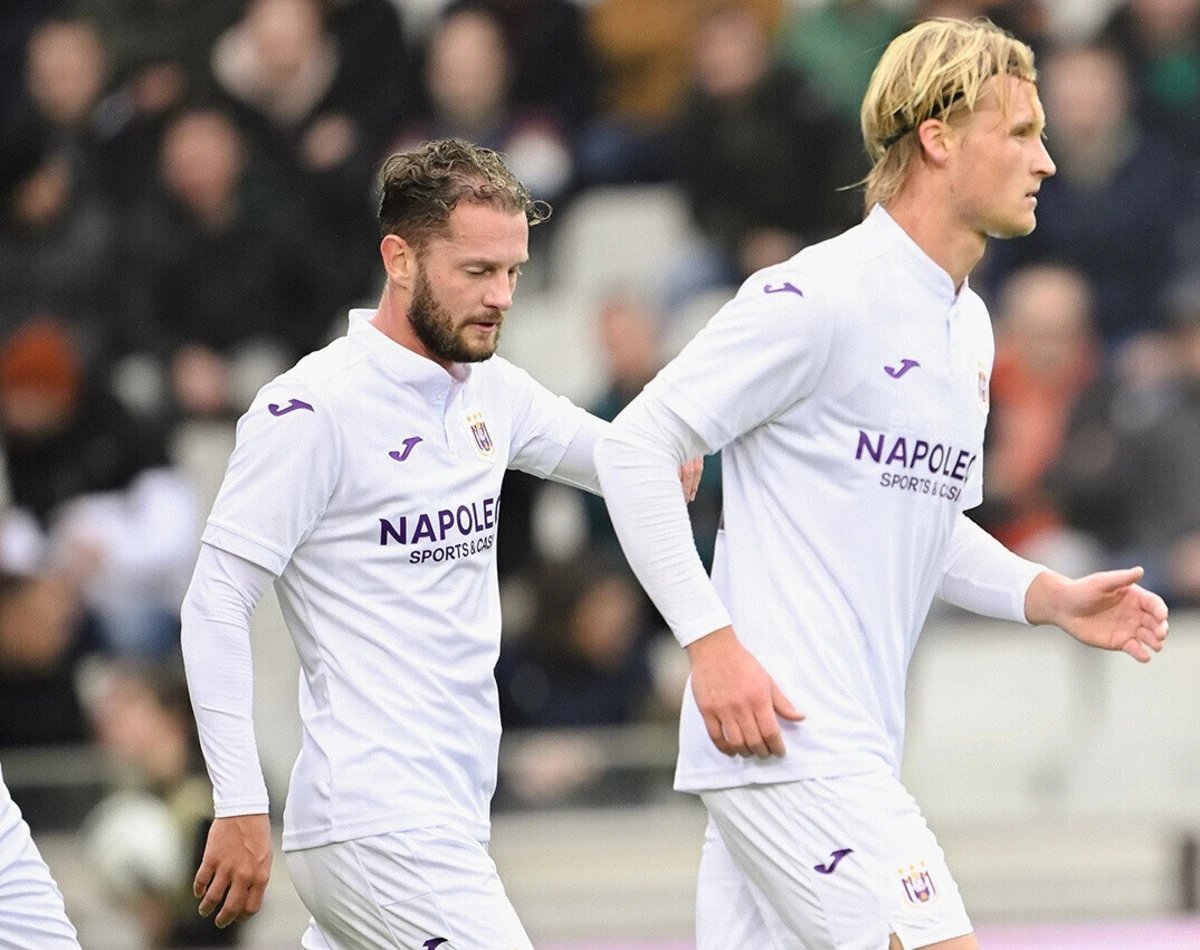 Imagem de contexto do artigo Anderlecht, próximo adversário do FC Porto na Liga Europa, goleia Cercle Brugge