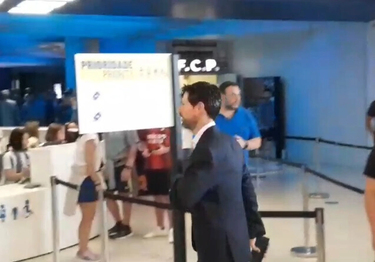 Imagem de contexto do artigo Vítor Bruno e Francisco Conceição aplaudidos à saída do Museu do FC Porto