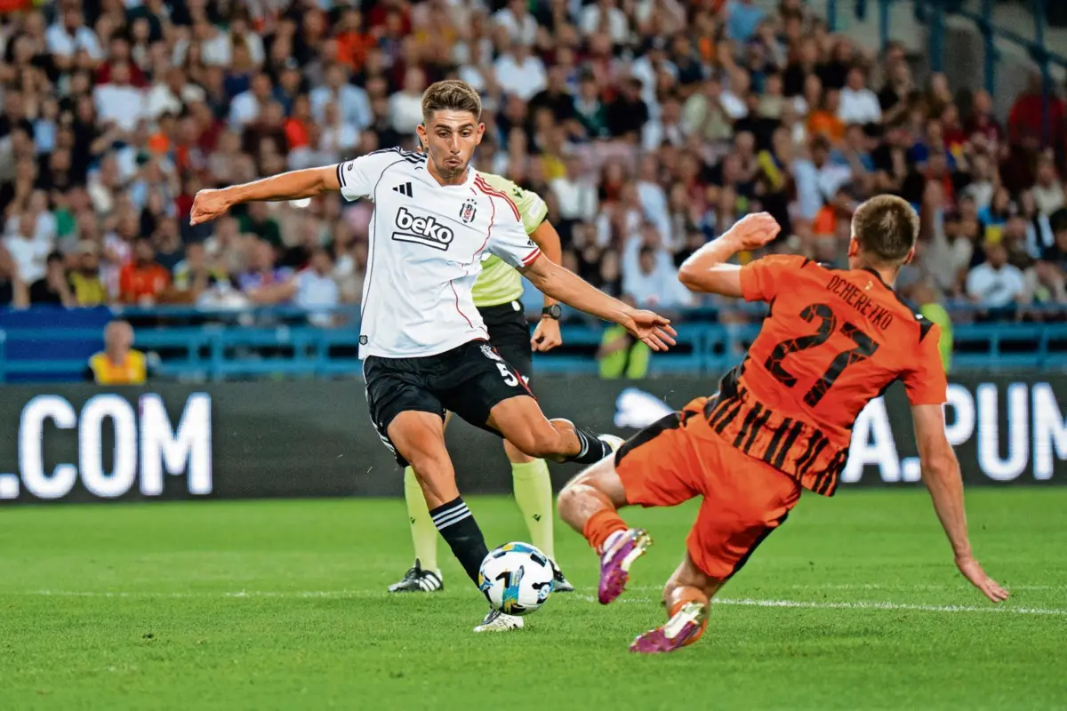 Tiknaz ao serviço do Besiktas
