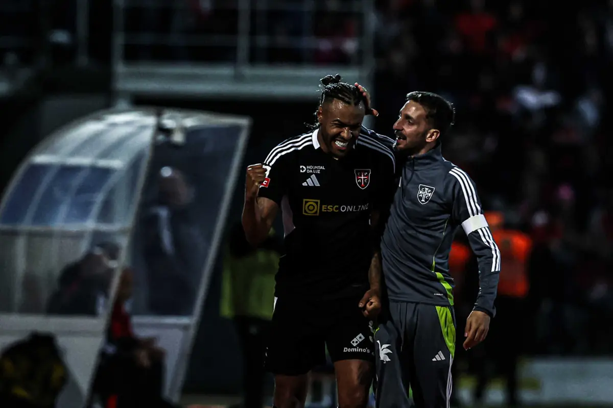 O avançado Cassiano tem sido uma peça importante na época de sucesso do Casa Pia (créditos: Mário Vasa)